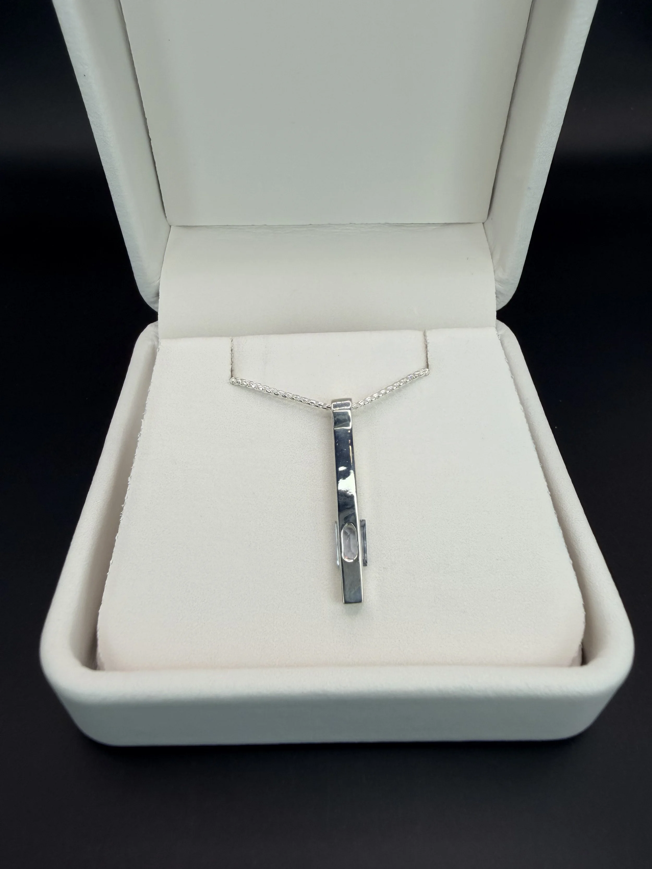 Emerald Sapph Bar Back.jpeg