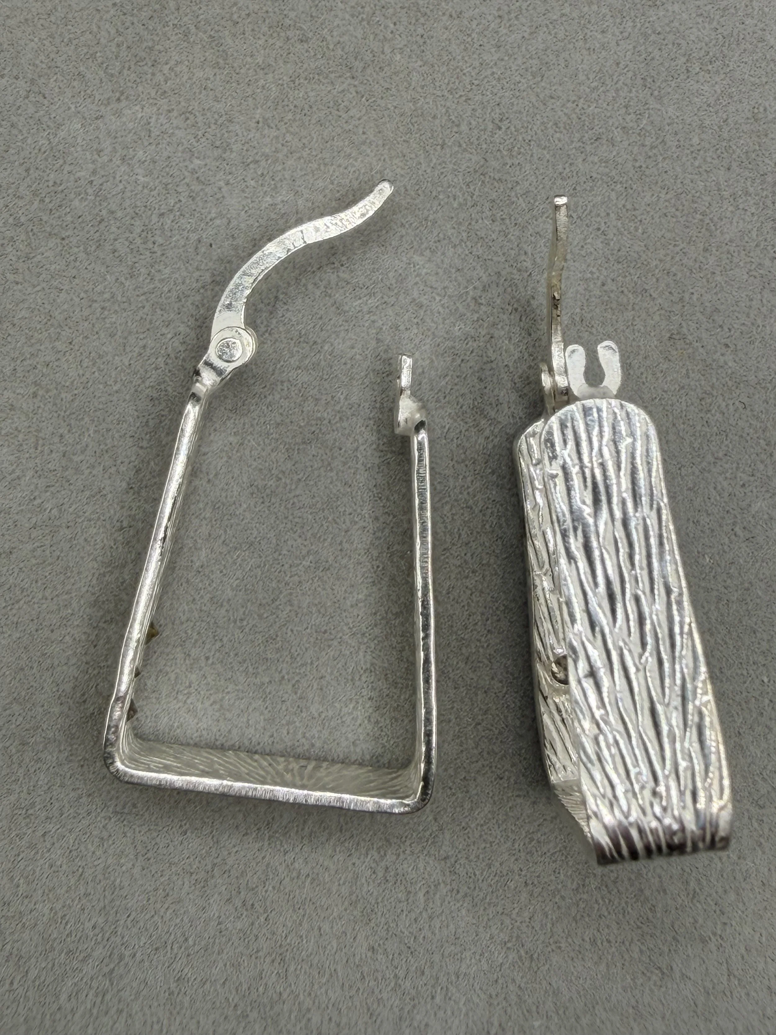 Square Hoop Lay Clasp 2.jpeg