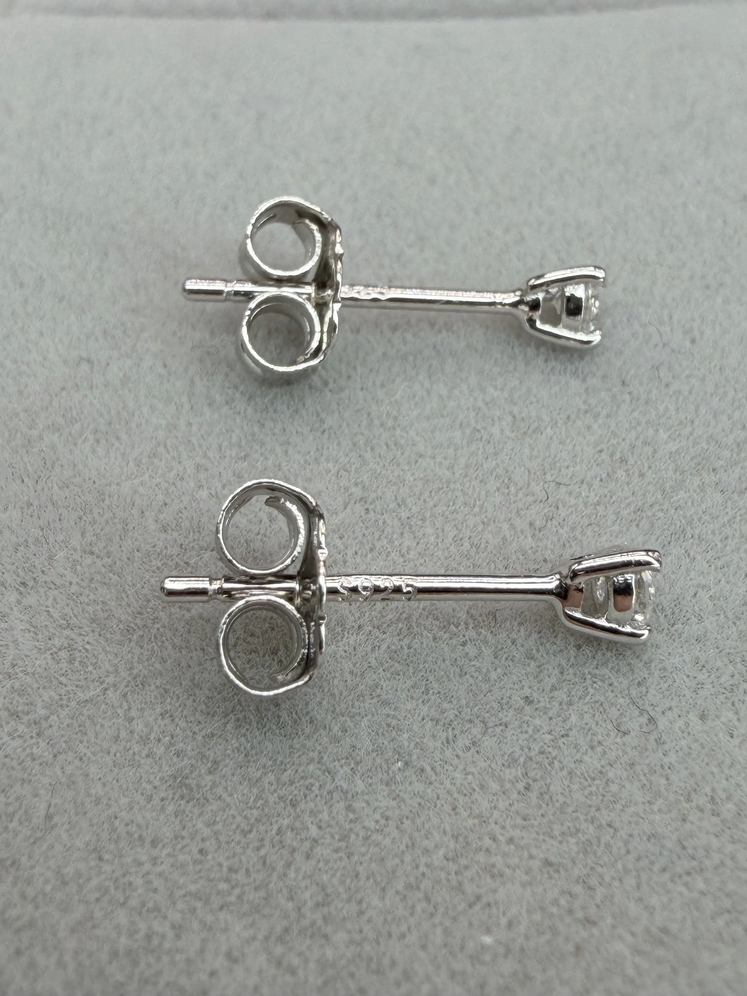 Sterling LG Stud Flat.jpeg