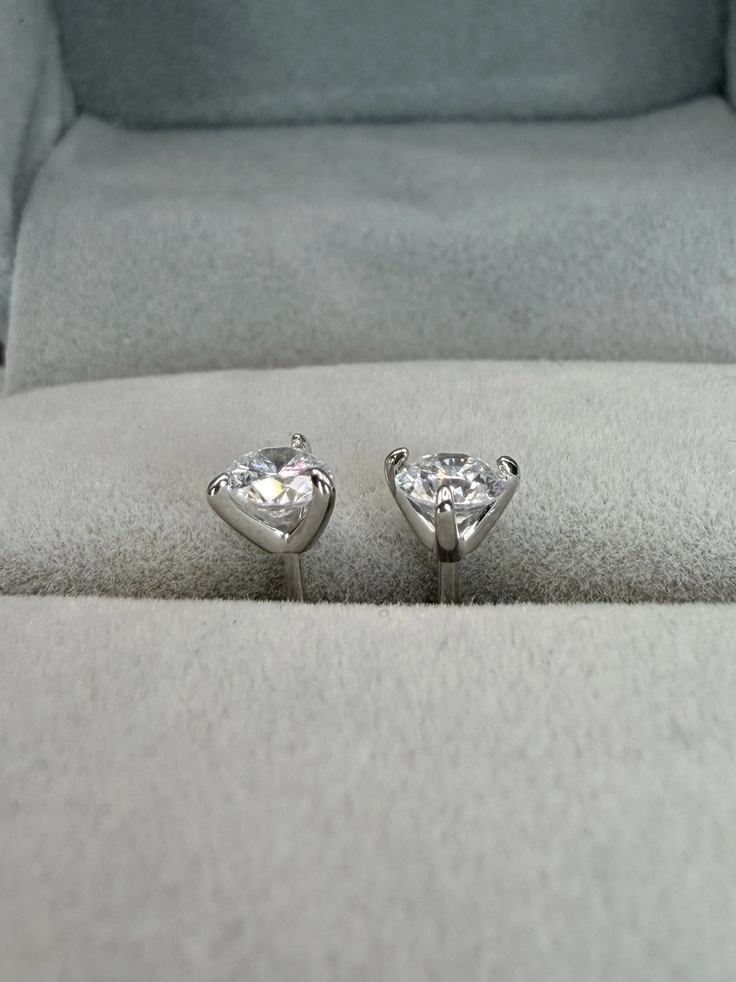 3Prong Stud Side.jpeg