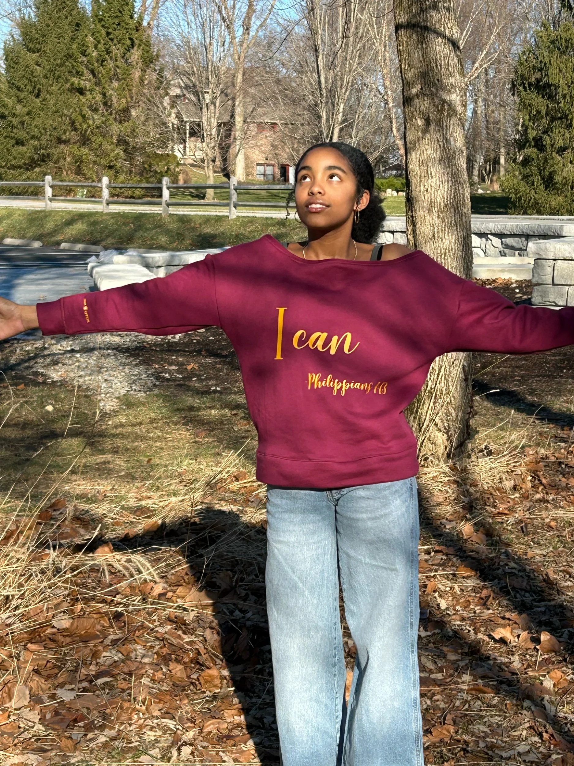 I can off-shoulder sweater