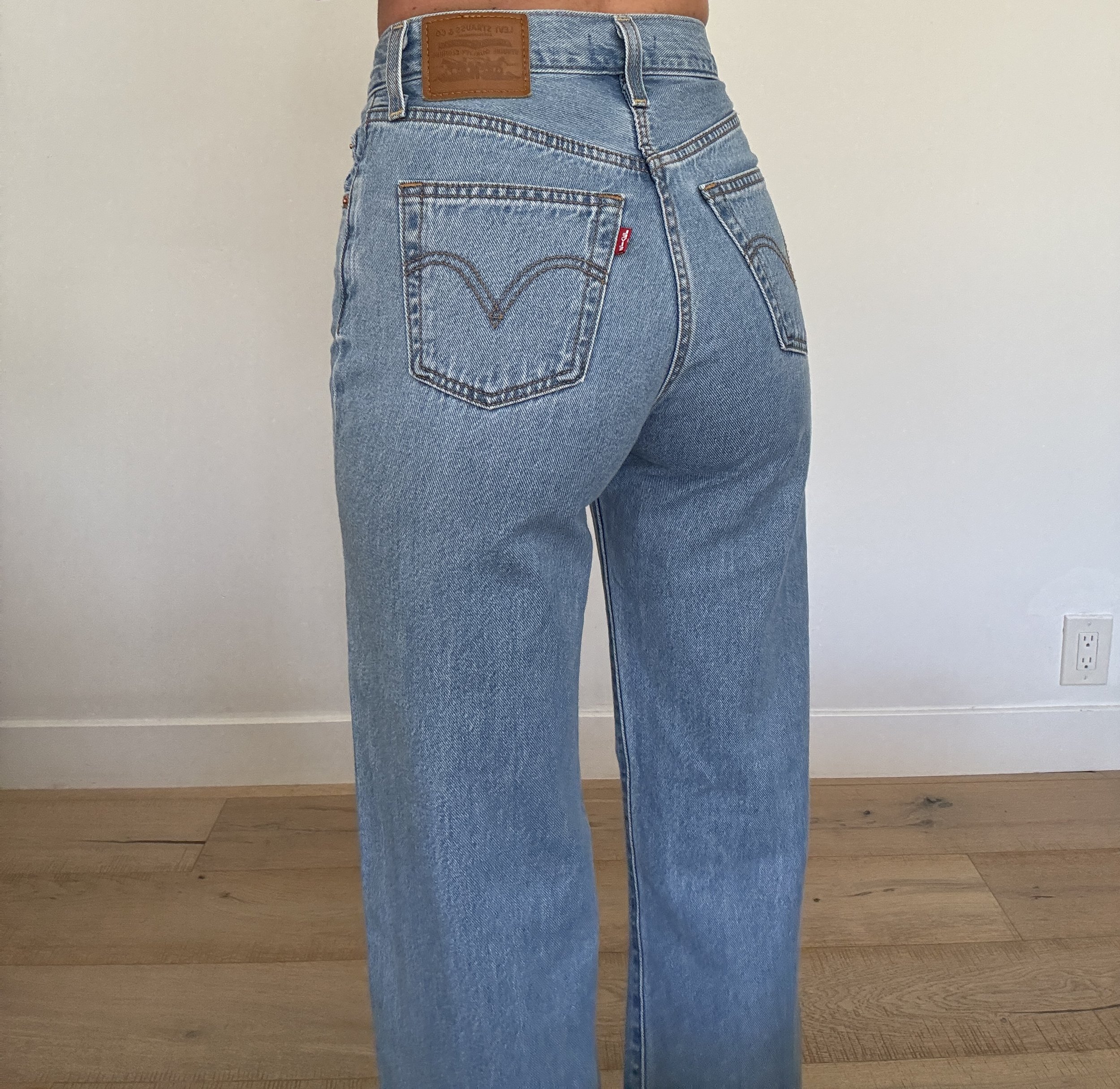 Levi's Ribcage Wide Leg