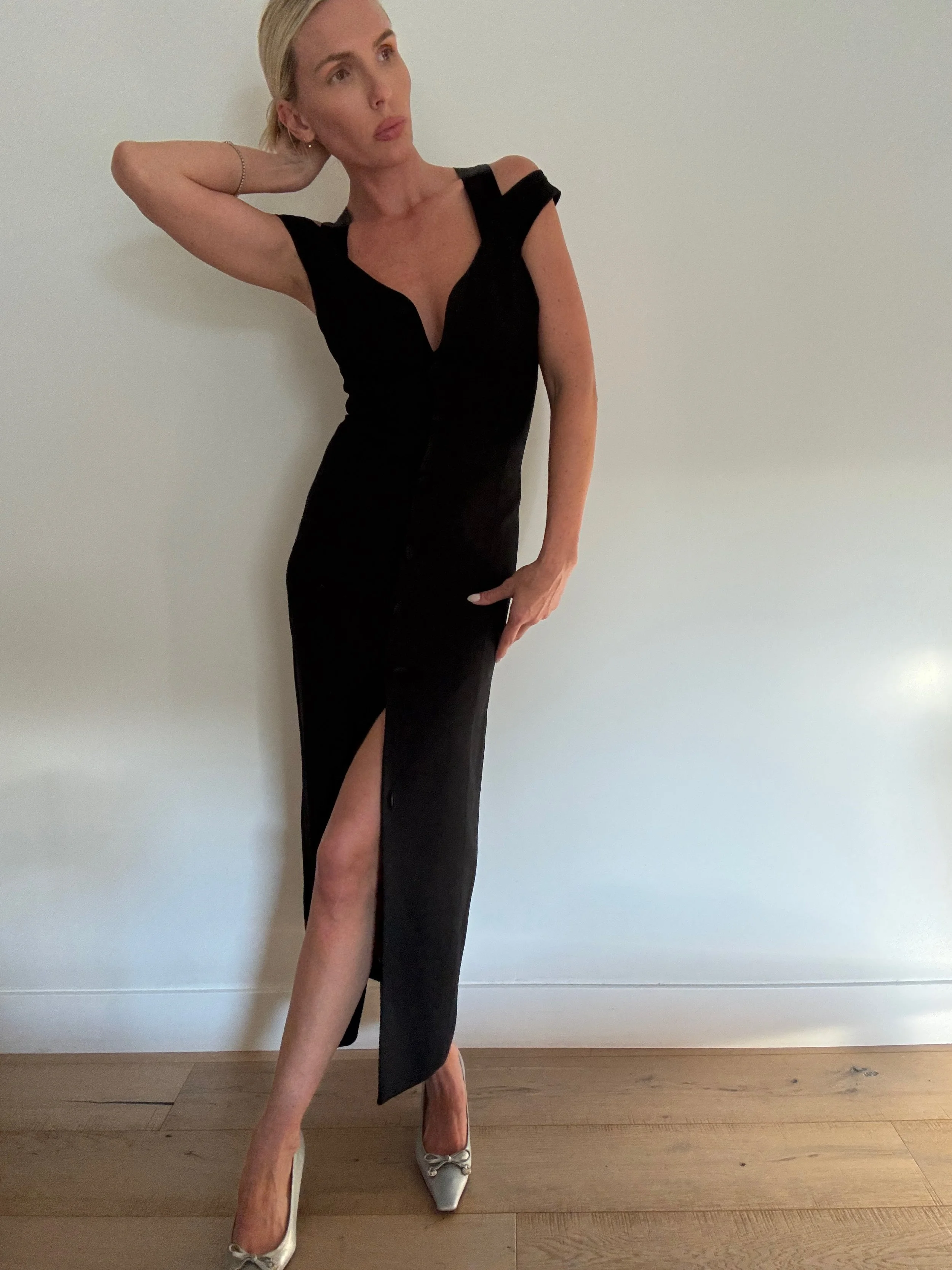 Shelli Segal Black Midi Dress