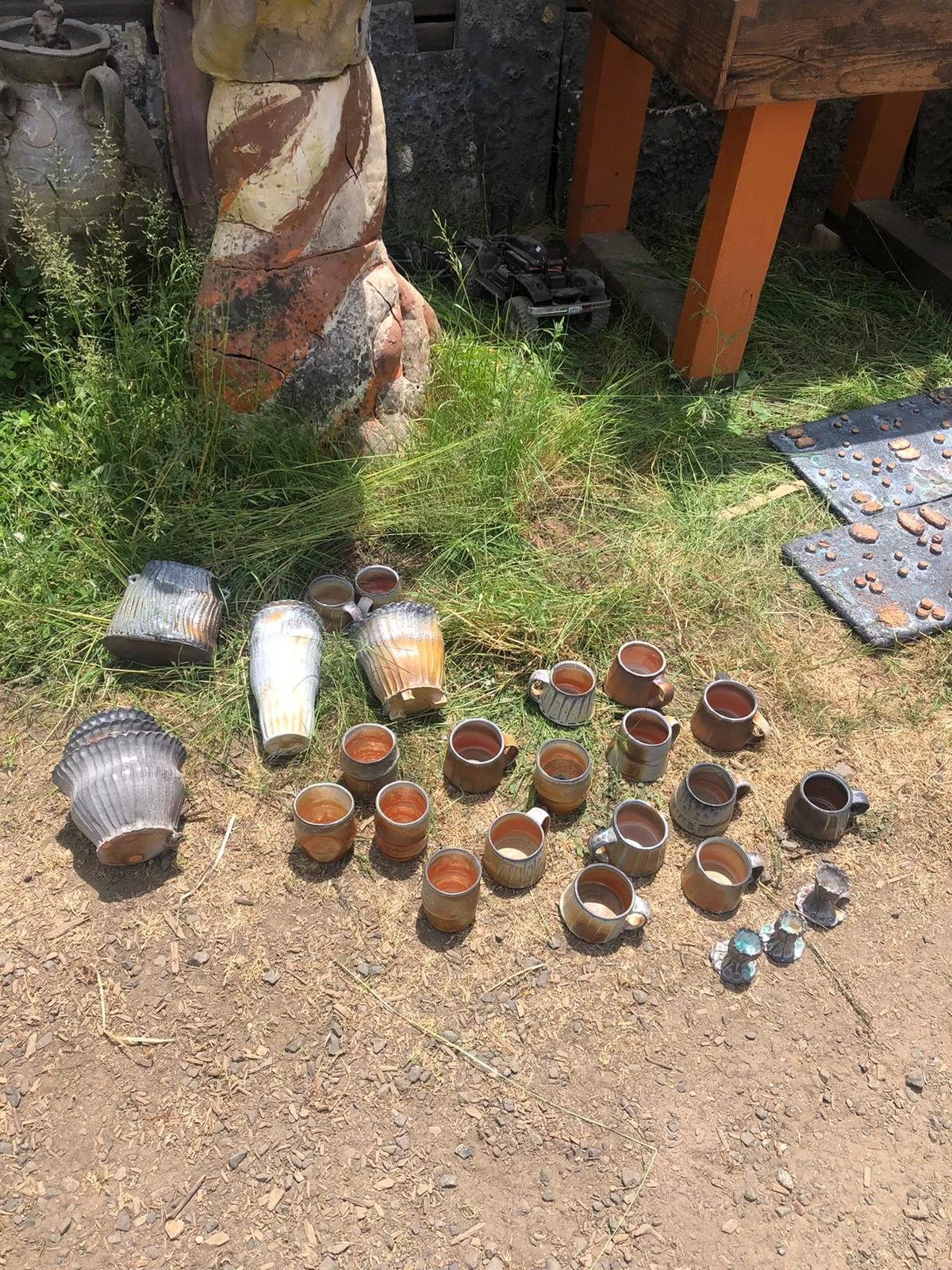 Lyra's pots after unload