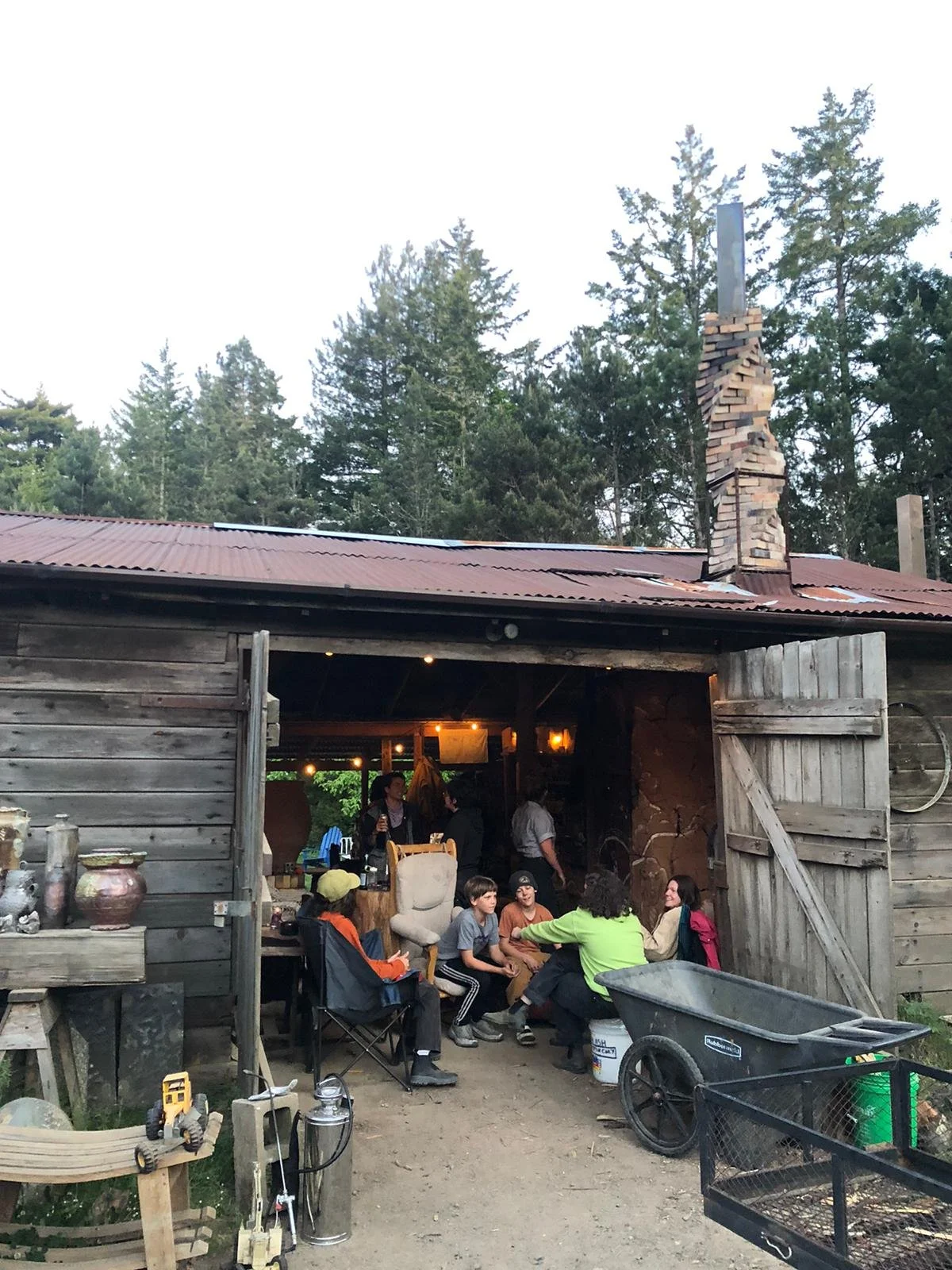 Neighborhood dinner! Playing games with Archer & Phoenix