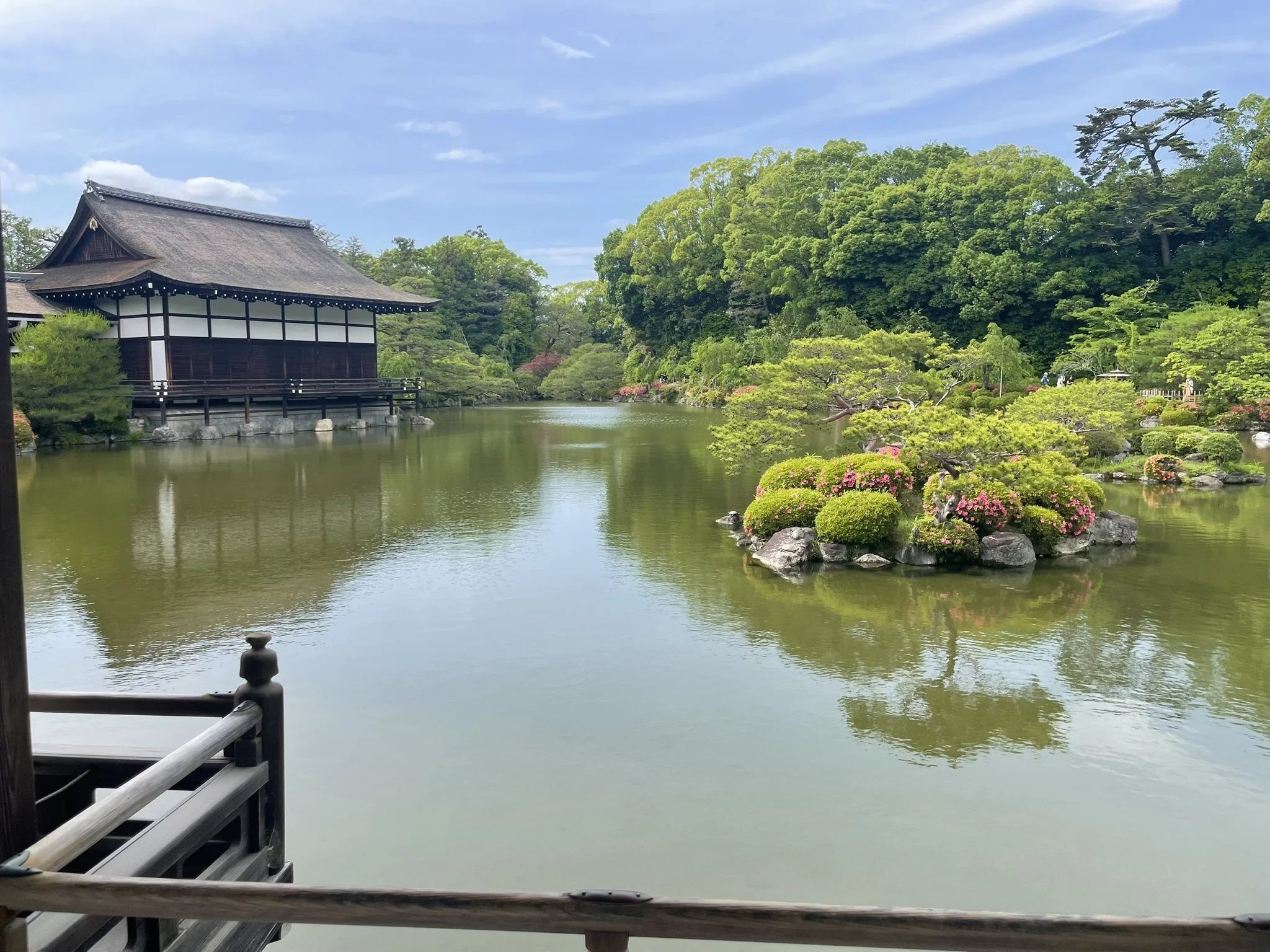 In Japan: The KonMari Retreat Begins