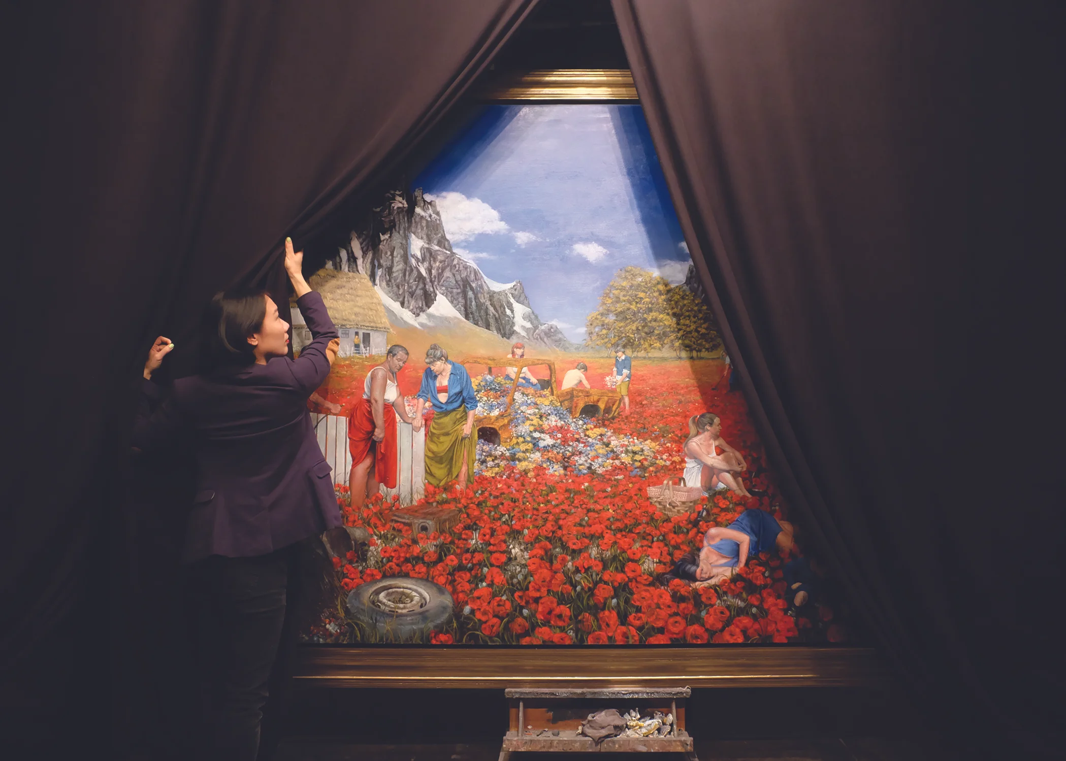 Pennylane Shen unveiling a large painting by Ukrainian Canadian artist Jay Senetchko in Vancouver, BC Canada