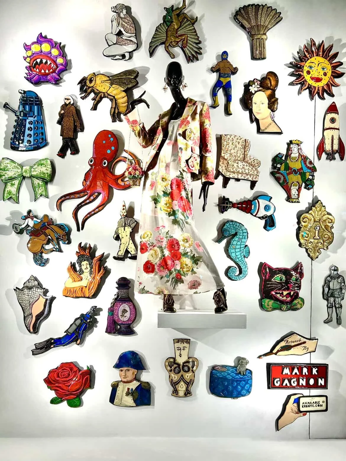 One of my favourite art sightings in NYC recently was Mark Gagnon&rsquo;s installation in the windows of @bergdorfs on Fifth Ave.

@mark_gagnon has a long history with Bergdorf&rsquo;s, creating installations for their iconic windows using painting, 
