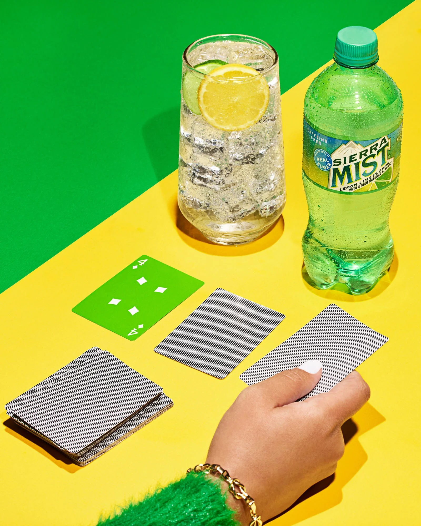 12022021_SierraMist_FullColor_JFP_GameNight3_0076_Web_JPG Web Squarespace.jpg