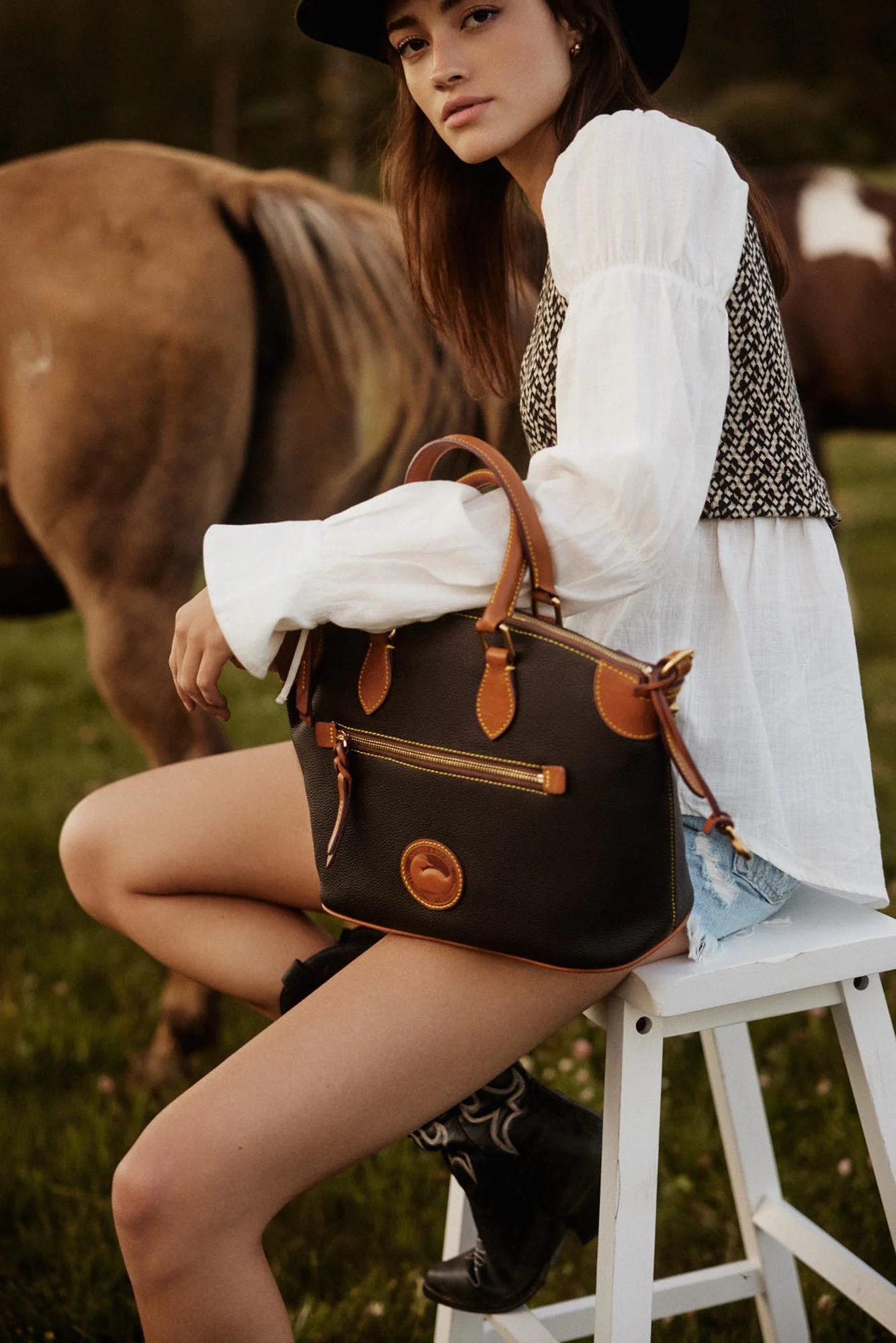 20220719 Dooney & Bourke_1980_Web Low_JPG Web Squarespace.jpg