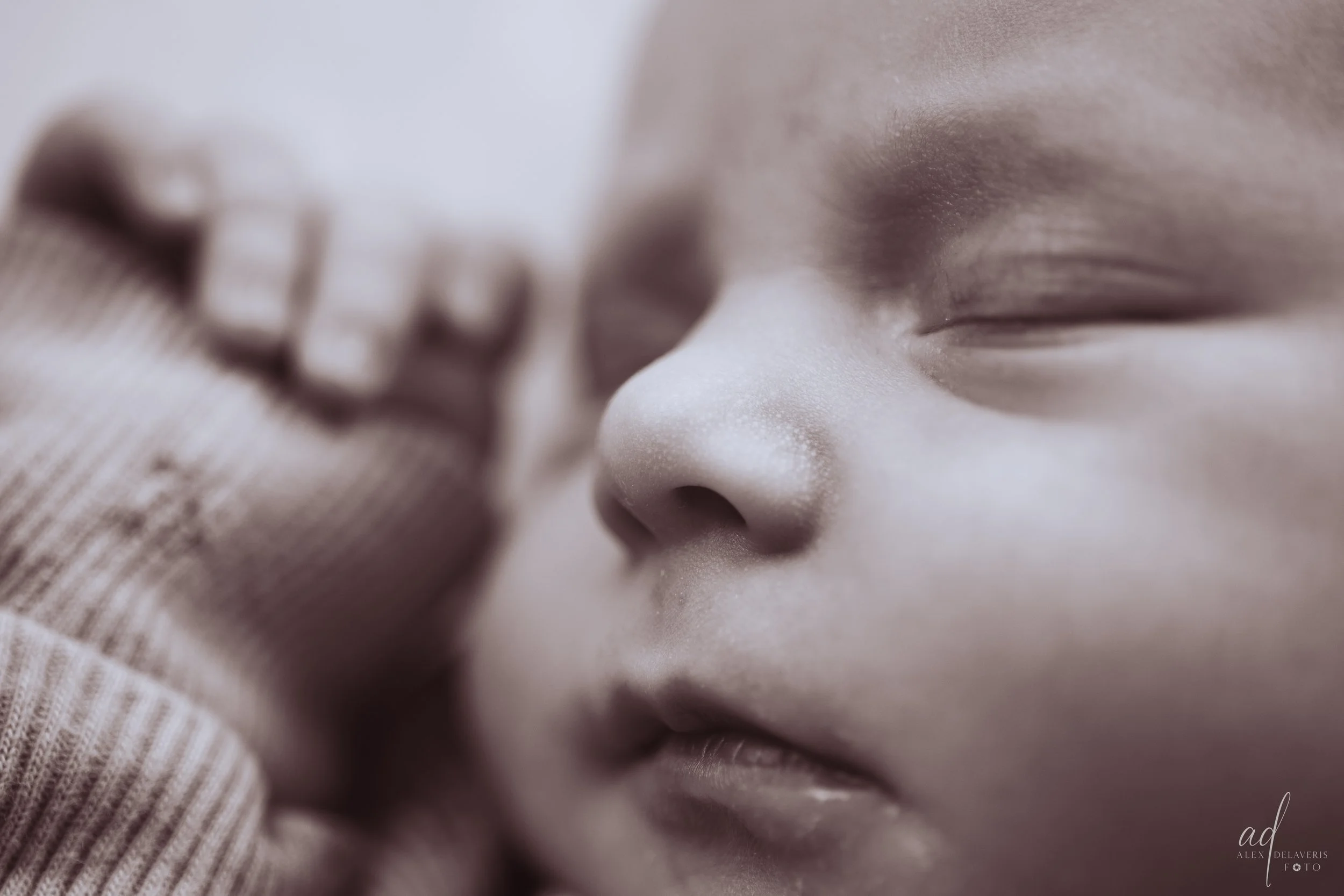 Familiebilder_Sara&Anders_Nyfødt (17 of 85).jpg