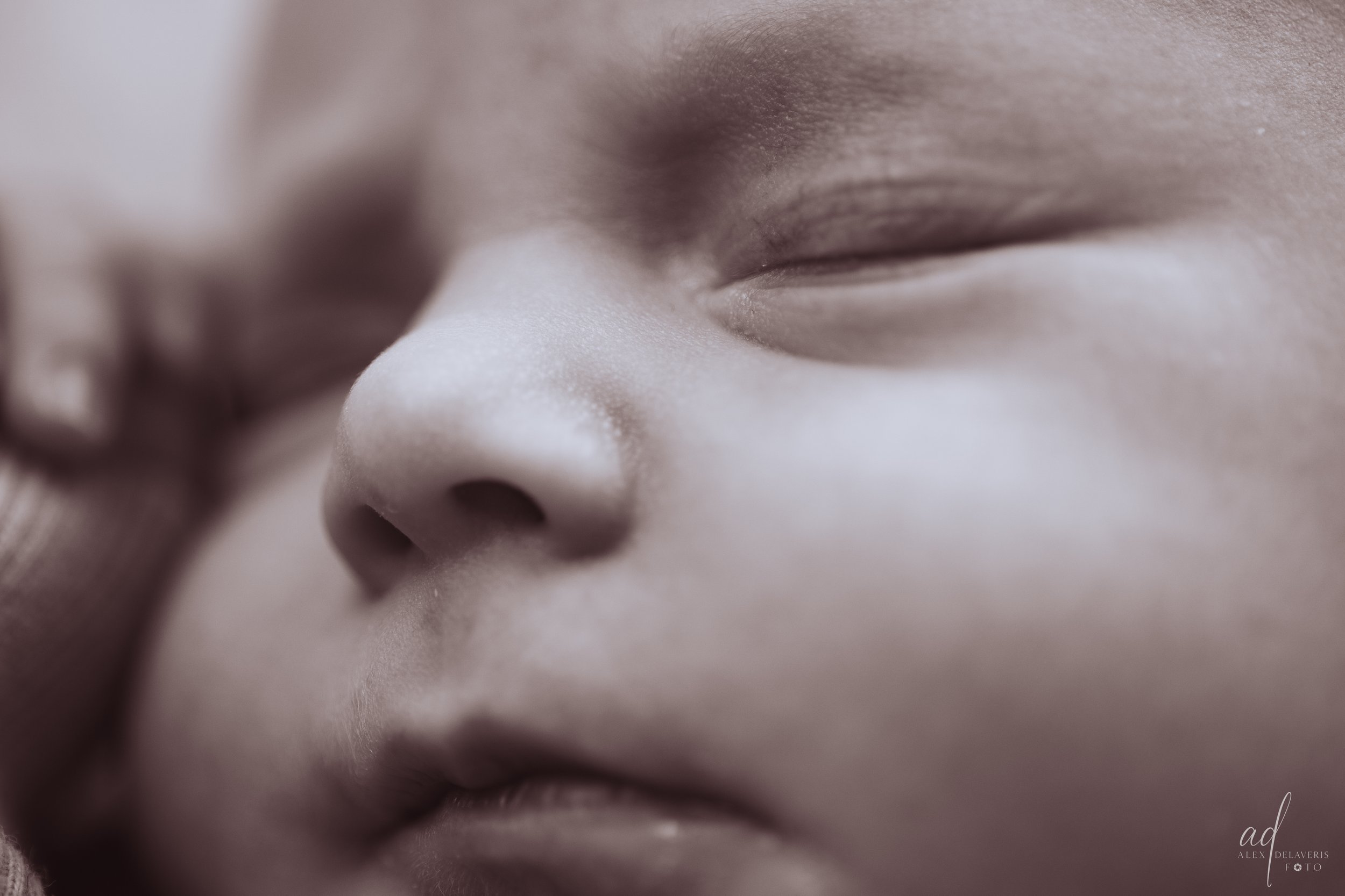 Familiebilder_Sara&Anders_Nyfødt (15 of 85).jpg