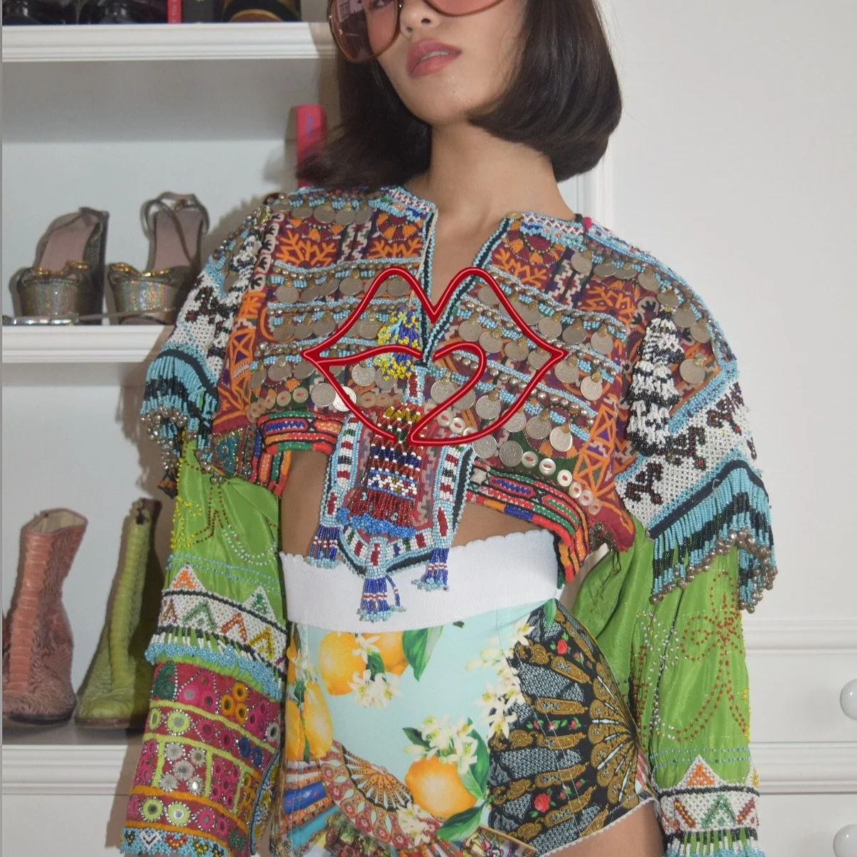 spotted:
shay veste top vintage hot pants Dolce & Gabbana