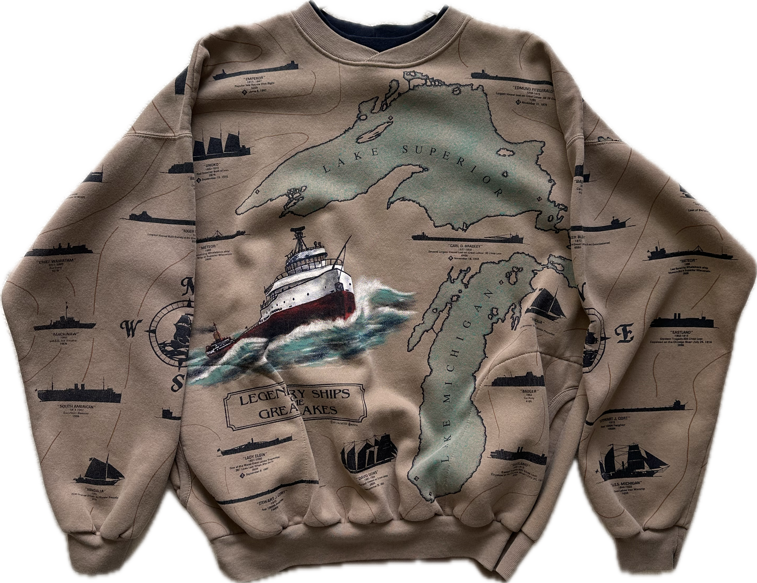 legendary ships of the great lakes crewneck