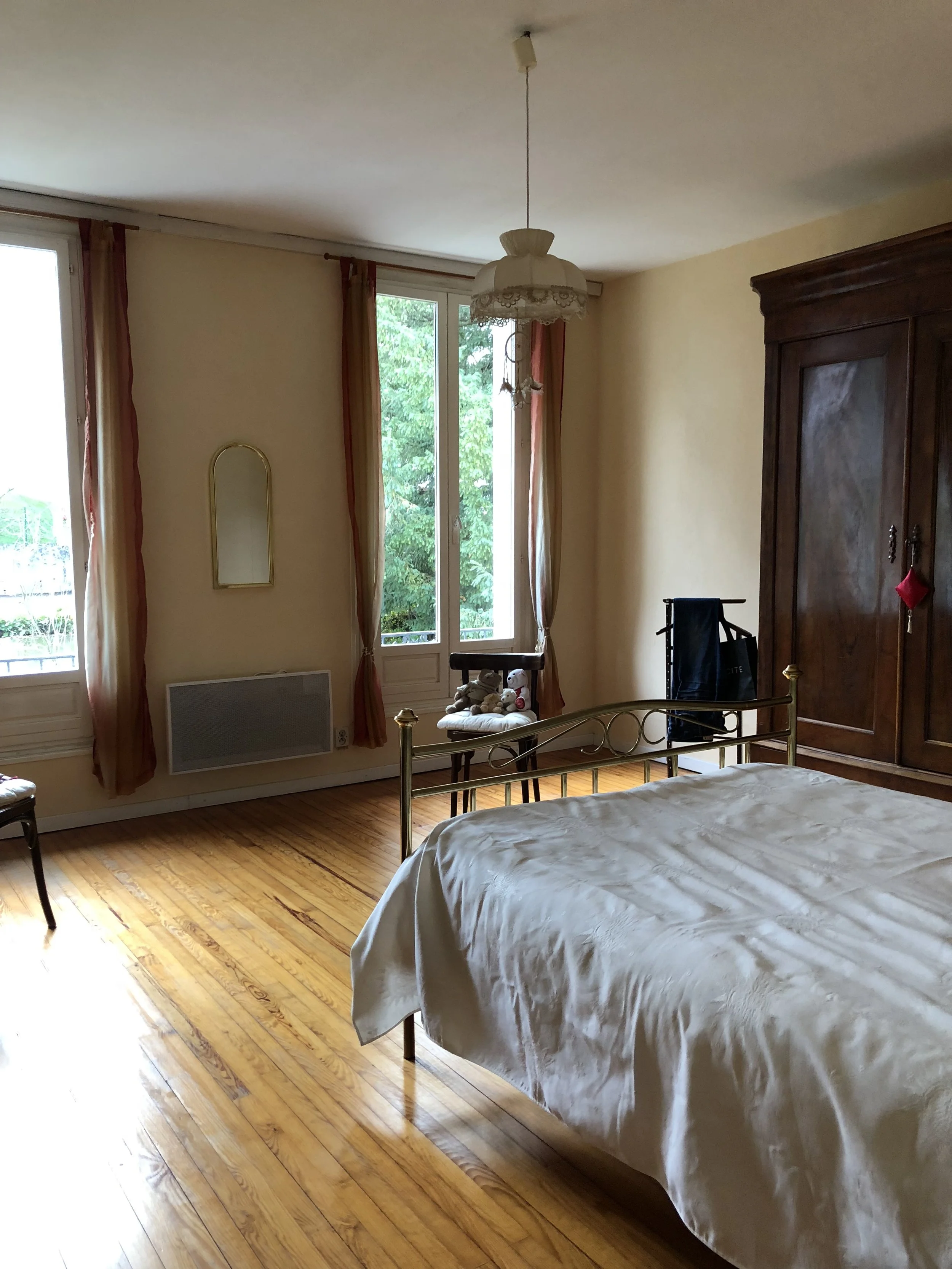 CHAMBRE PARENTALE1.jpg