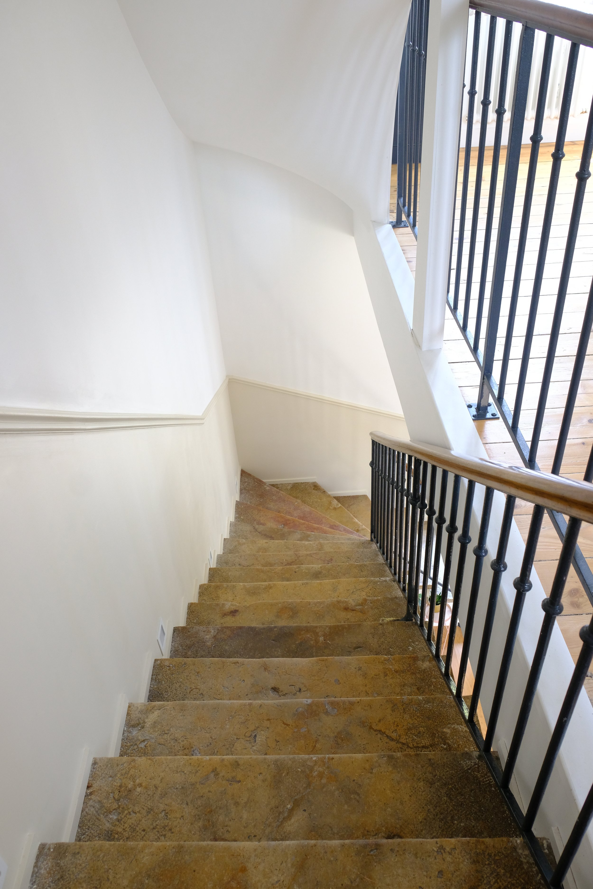 ESCALIER PALIER5.JPG