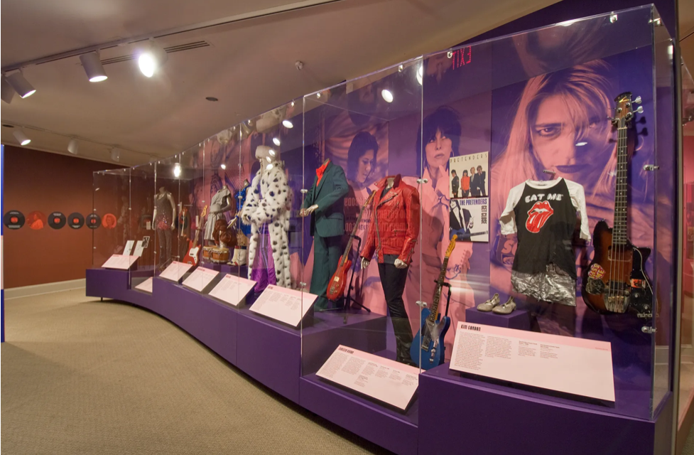 A provocative exhibition that illustrates the importance of women in the world of popular music from the 1920s to present day.