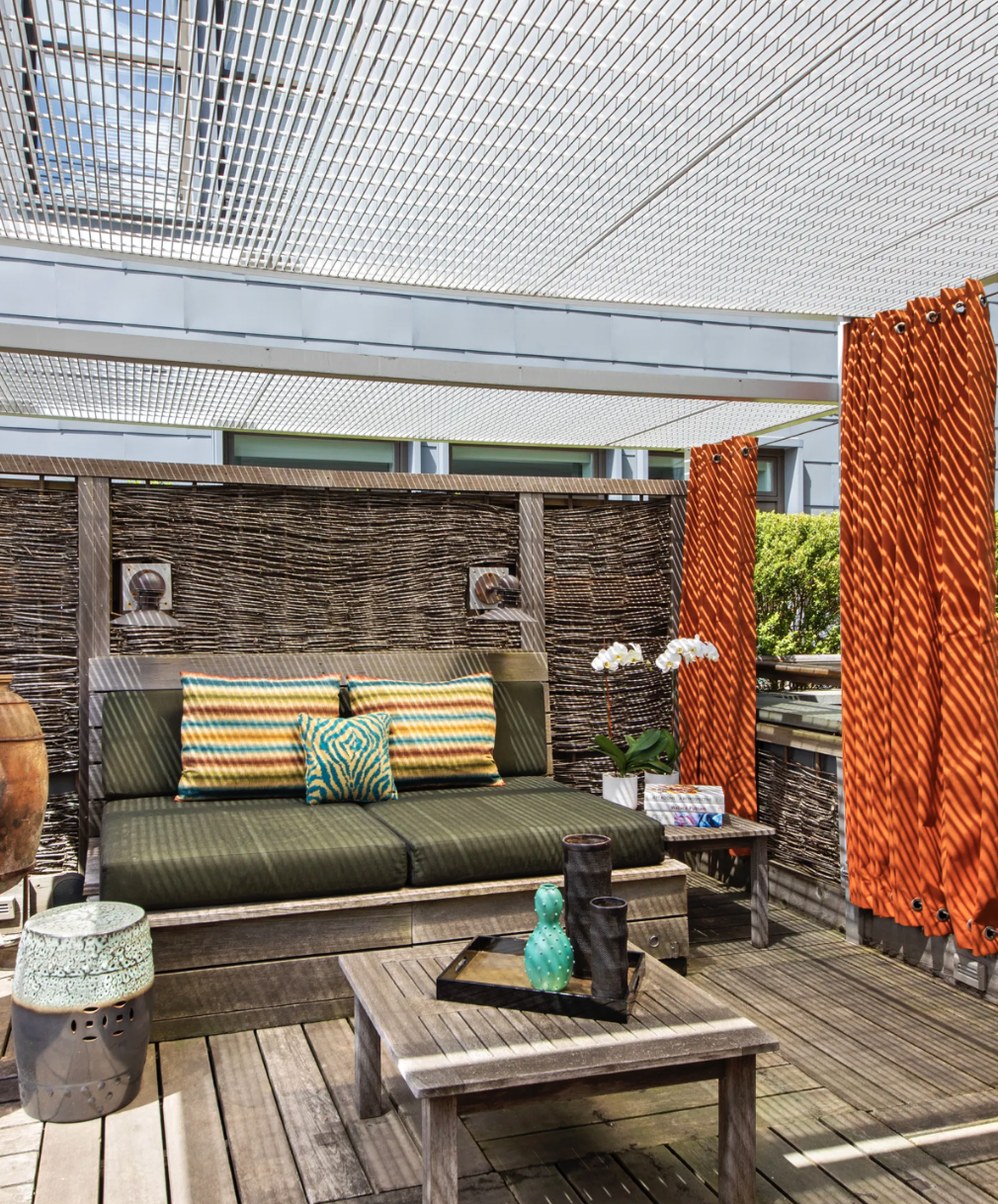 Fabrication and Installation by South Side Design & Building 