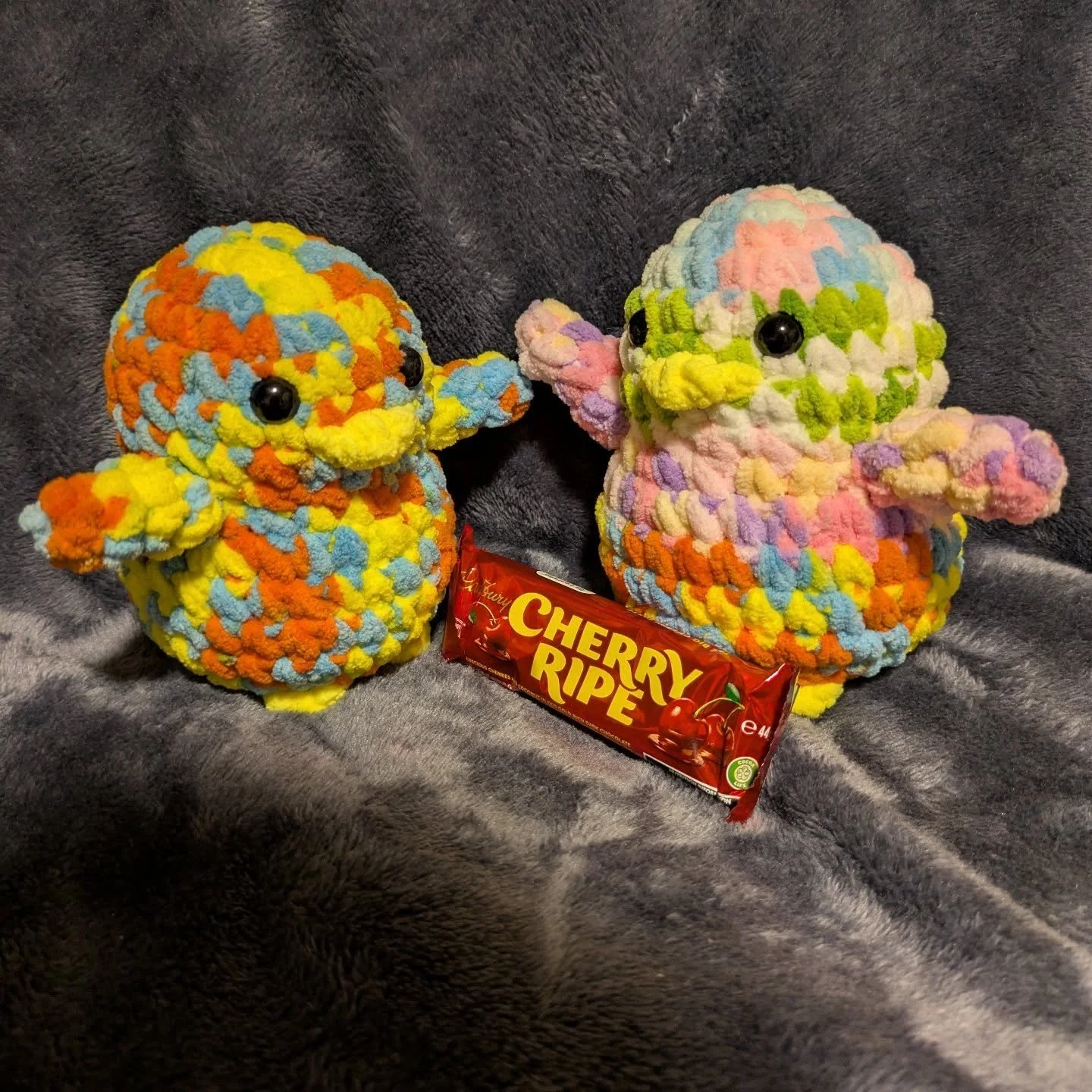 Chaos report from the Power Management office 😂🐧
Tropical sat down today ready to enjoy a well-earned Cherry Ripe&hellip; everything calm, everything peaceful&hellip; UNTIL PIXIE SHOWED UP.
One look at that chocolate and suddenly it turned into the