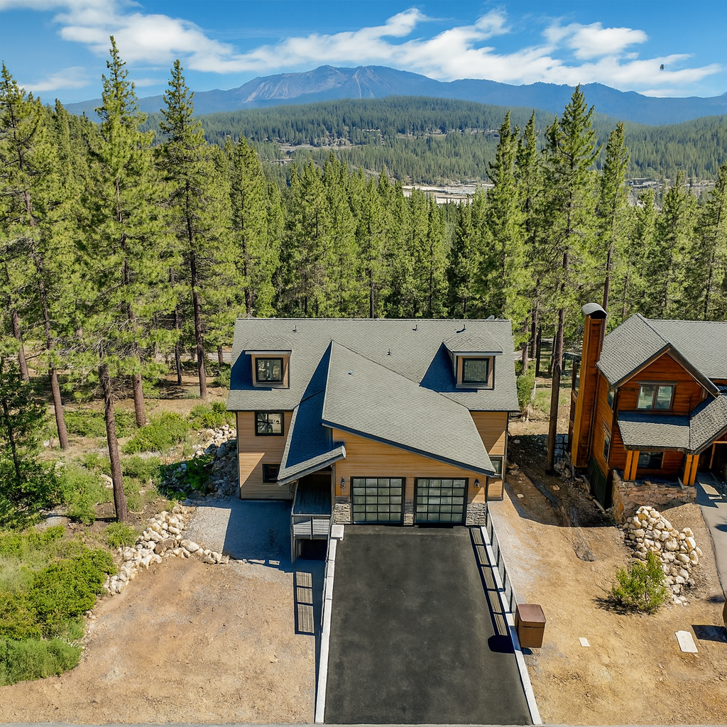 An image of The Float House.