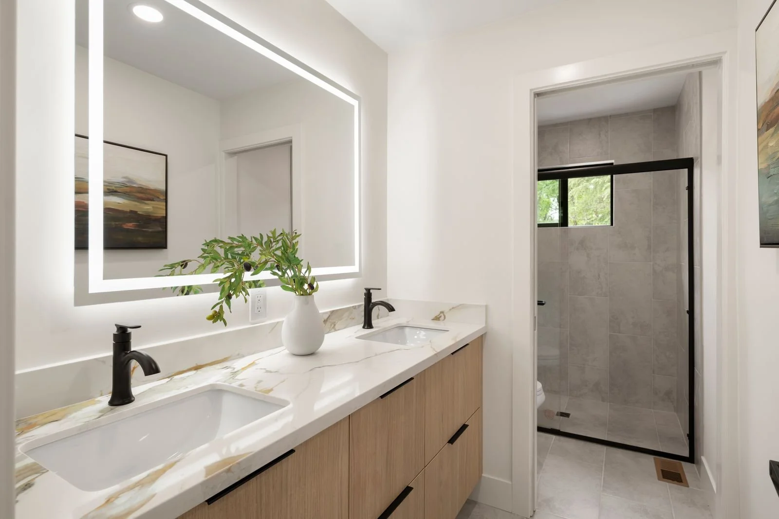 upstairs bathroom