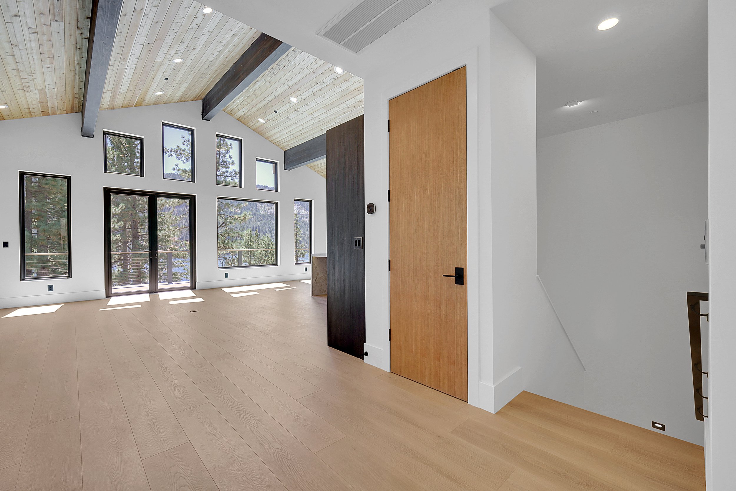 An image of The Float House.