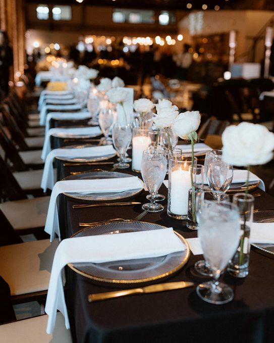 Dream Day Event Rentals Bud Vase.PNG