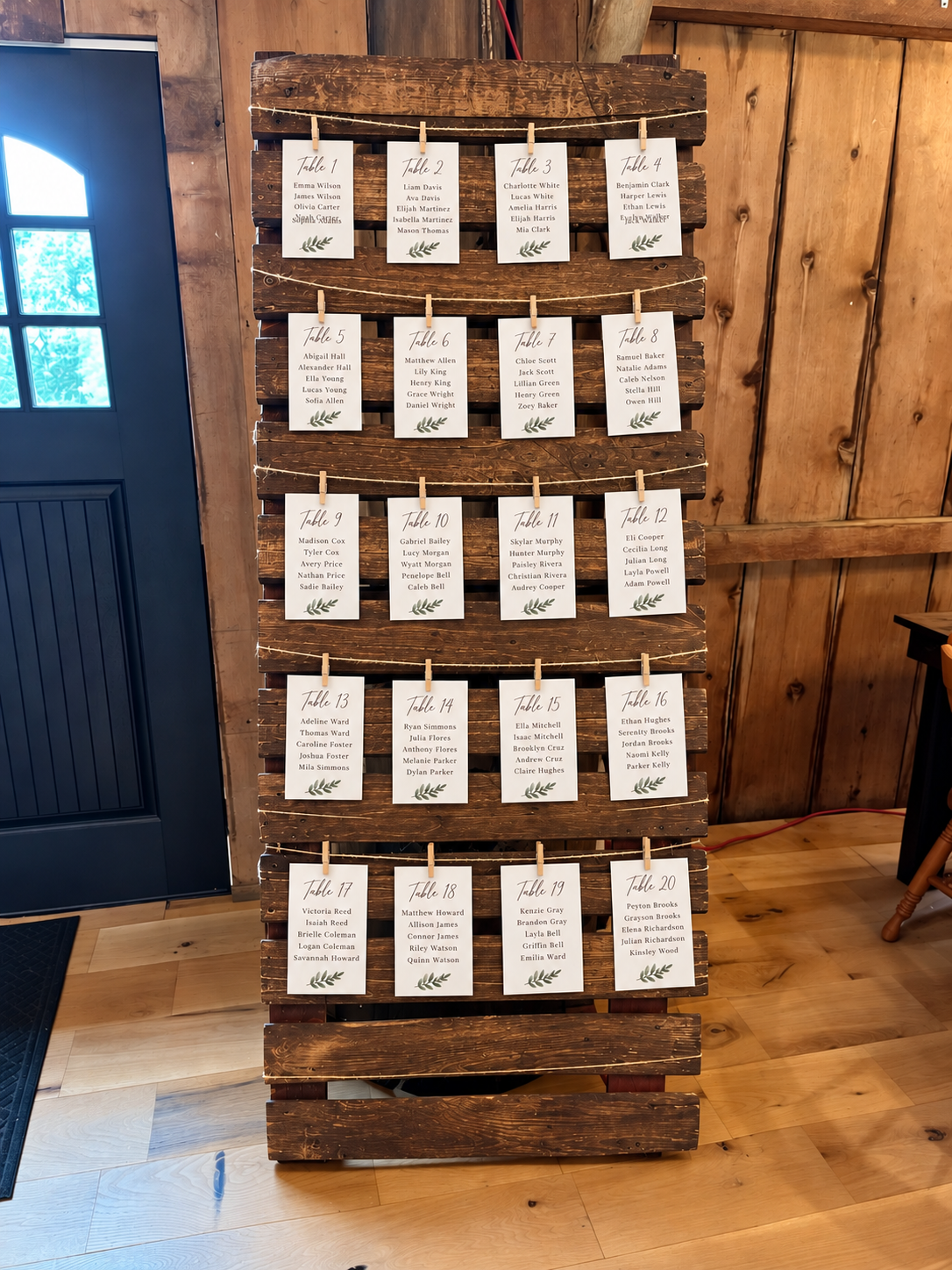 Rustic Pallet Wedding Seating Chart (1).png