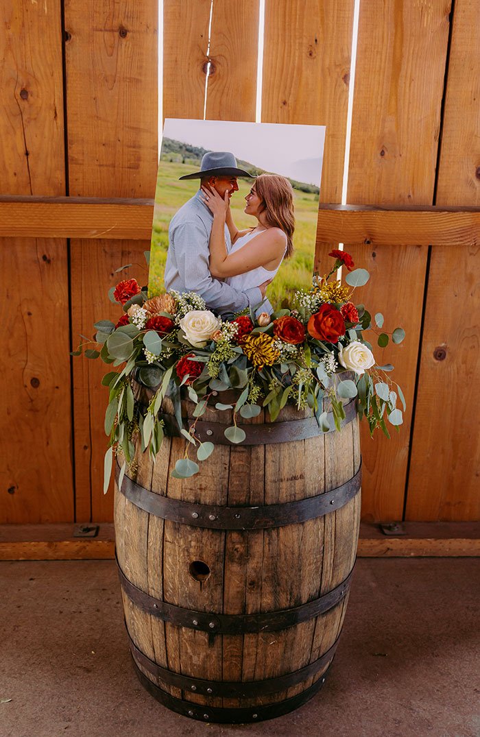 Barrel-with-Floral-and-Picture.jpg