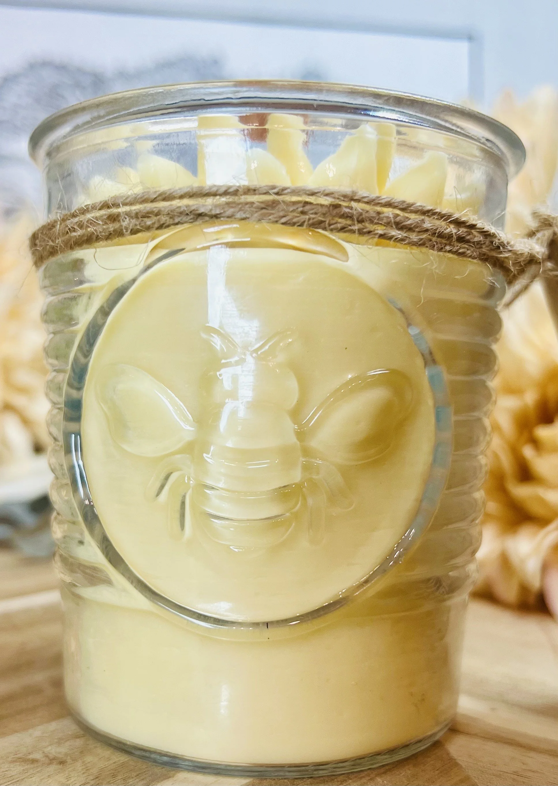 "Cozy Meadow" 9 oz. Bee Glass Beeswax Candle