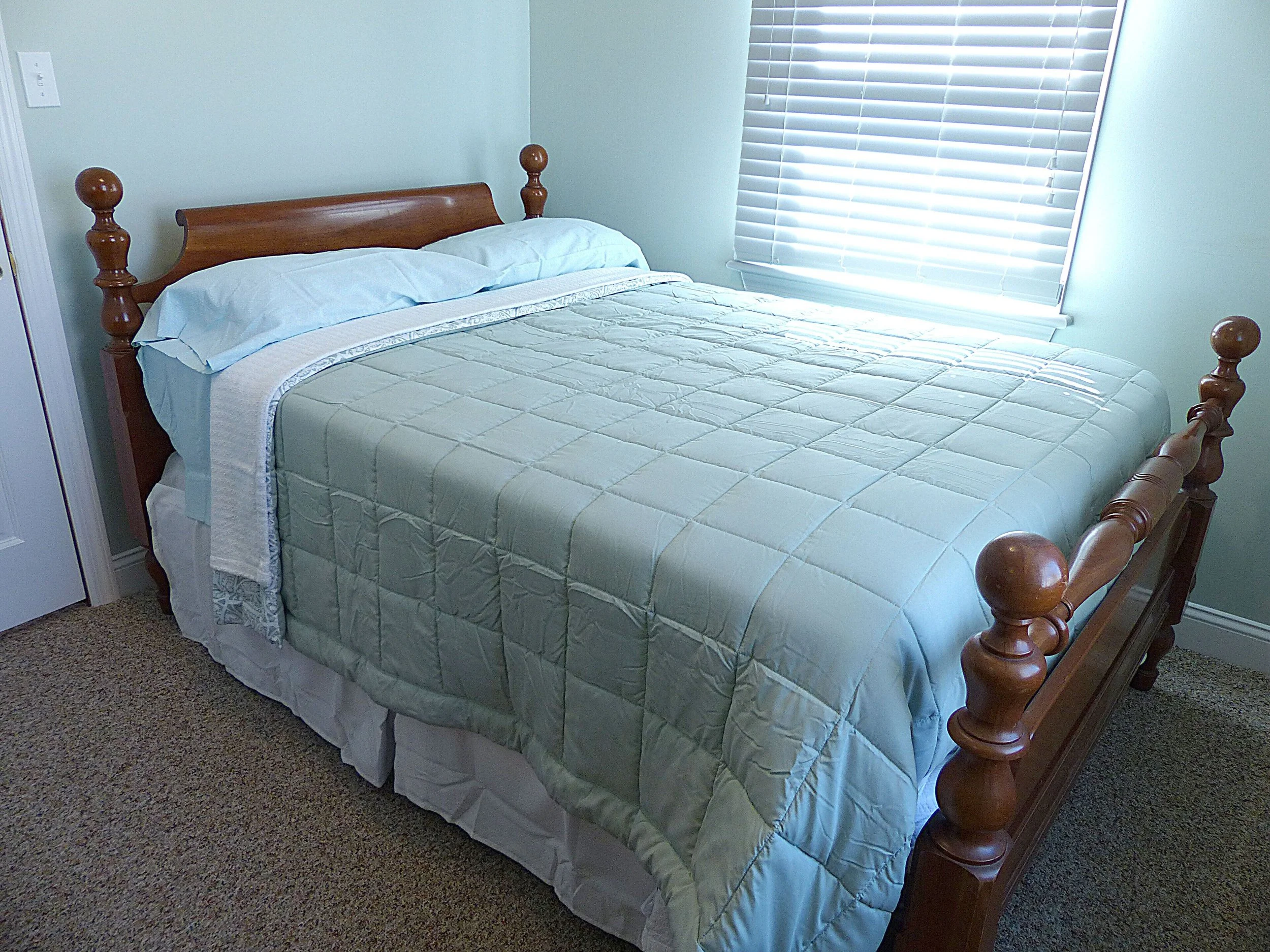 Green Bedroom View 1 (Full Size Bed).jpg