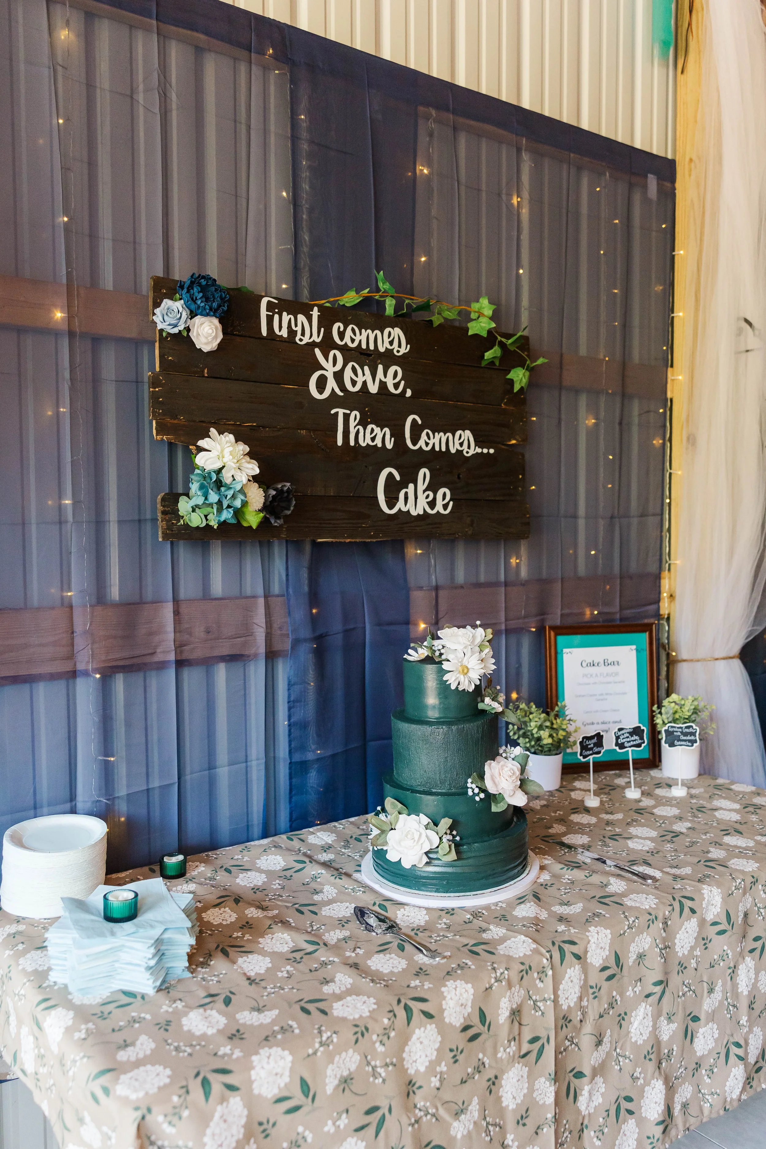 Cake Table Decor