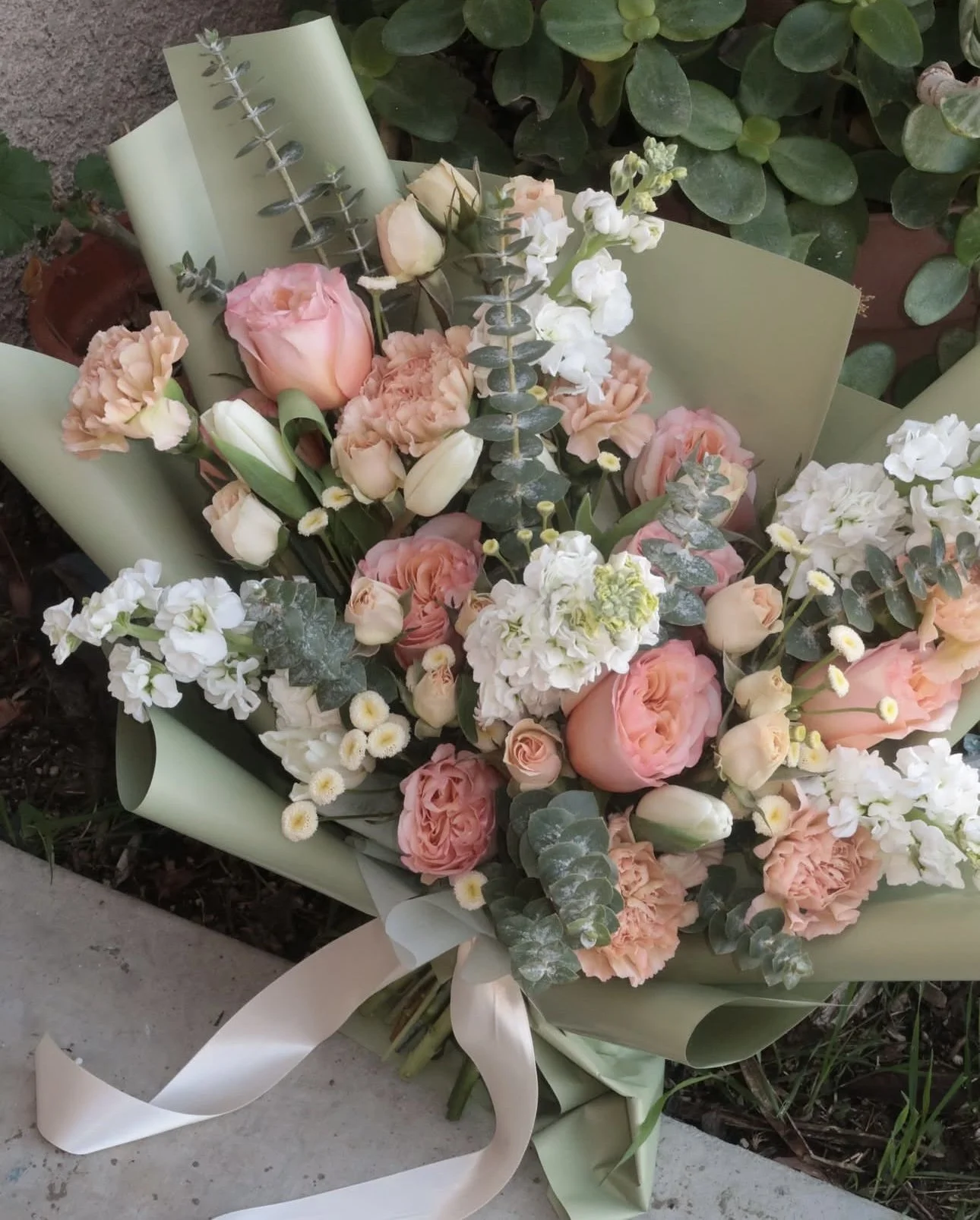 Pastel Handheld Florals