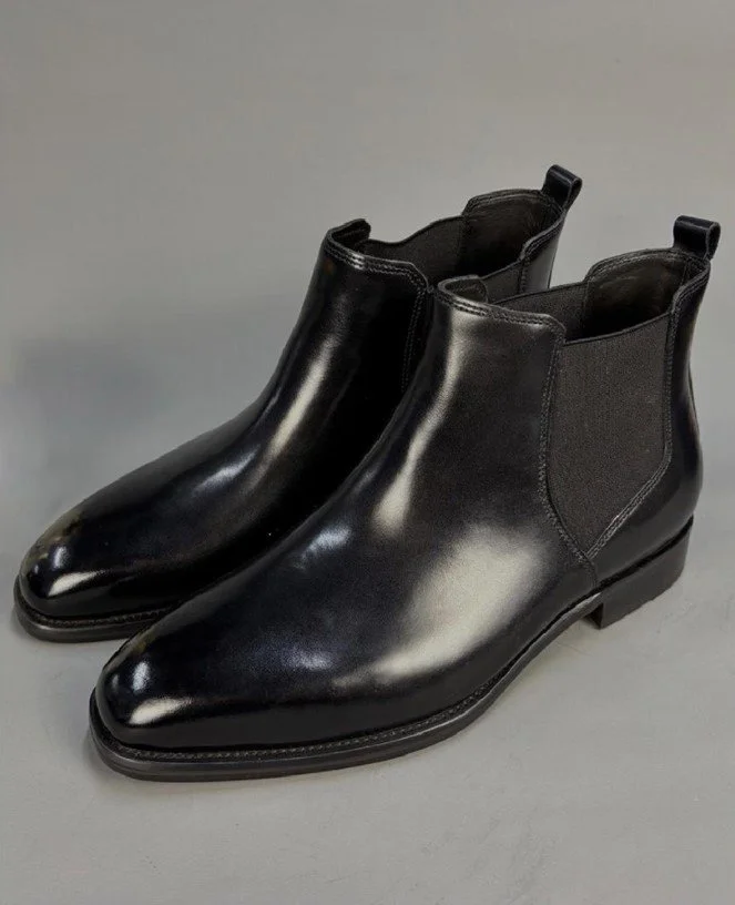 Chelsea Black Boot Leather .jpg