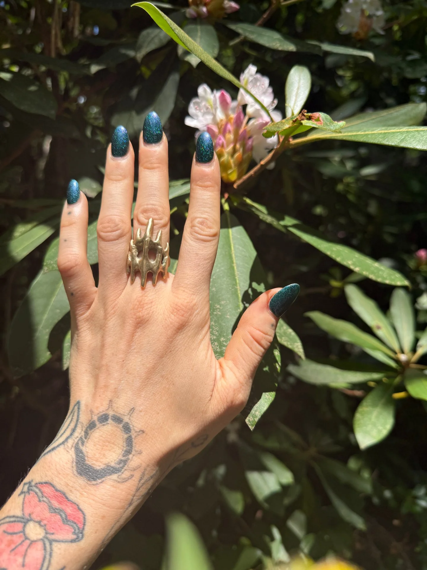 Hello to all my extra dimensional freakz out there! I've been hermit cave-ing in the stu' all year long, experimenting and teaching myself wax carving. I'm finally ready to show y'all what I've been working on! Some might call them &quot;finger buddi