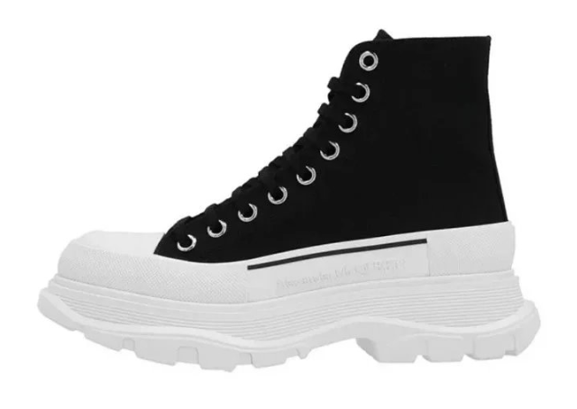 amc high platform black white.png