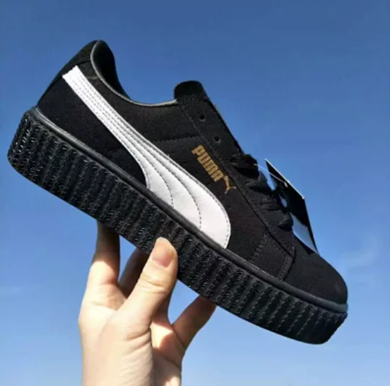 carina black white.png