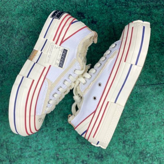 xves white blue red.png