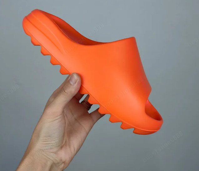 yzy slide enflame orange.png