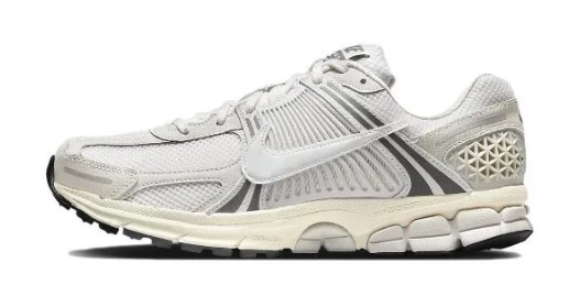 vomero white khaki.png