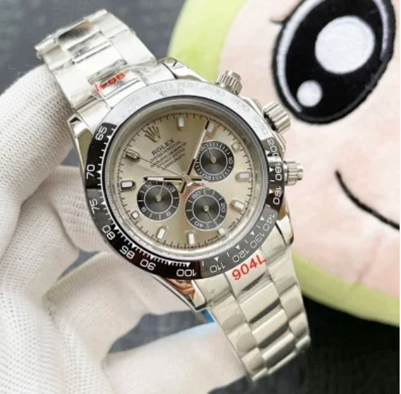 day black rim silver face (black subdial).png