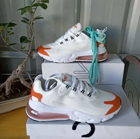 2702 white orange.png