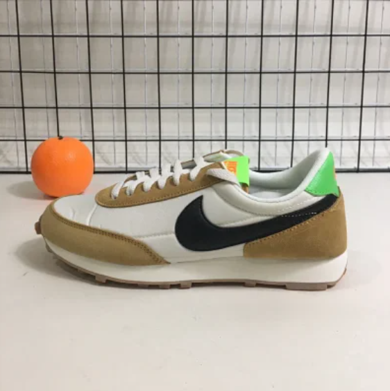 sacai brown green.png