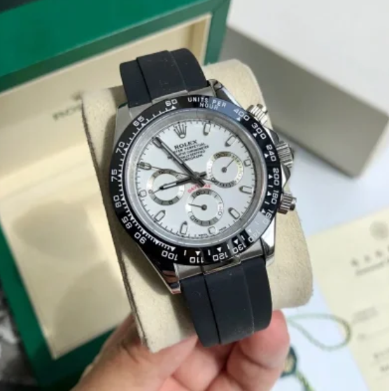 day all black white face.png