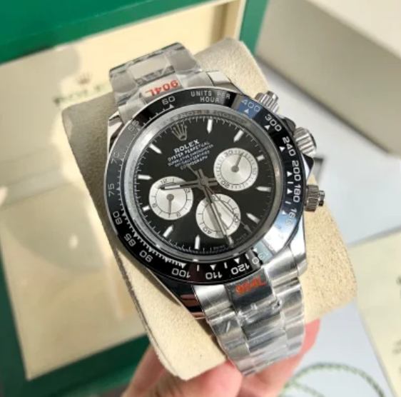 day black rim black face.png