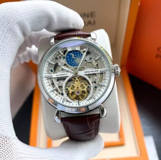 Day and night silver white.png