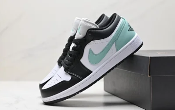 1 low tiffany blue.png