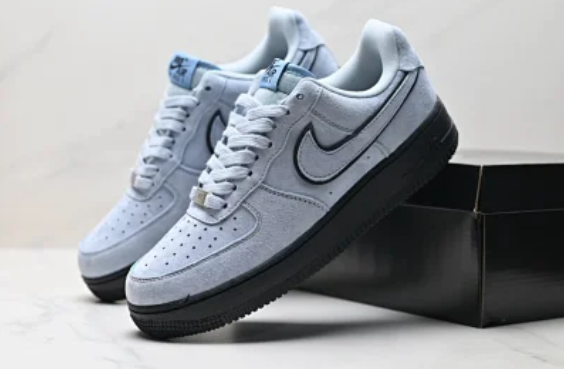 af1 pale blue black.png