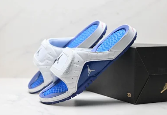 jordan slide blue white.png