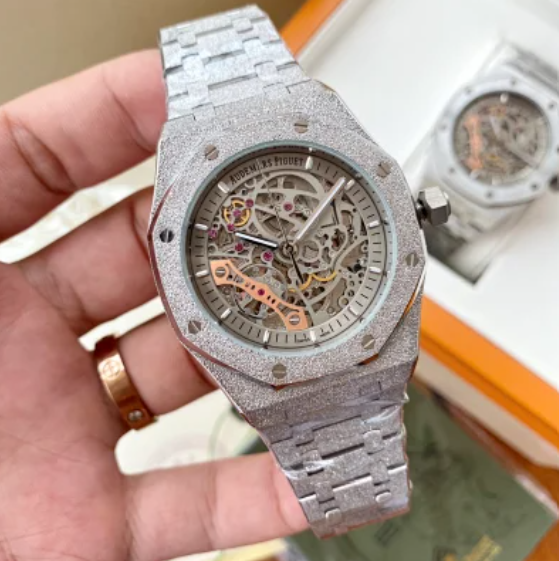 Frosted AP silver grey face.png